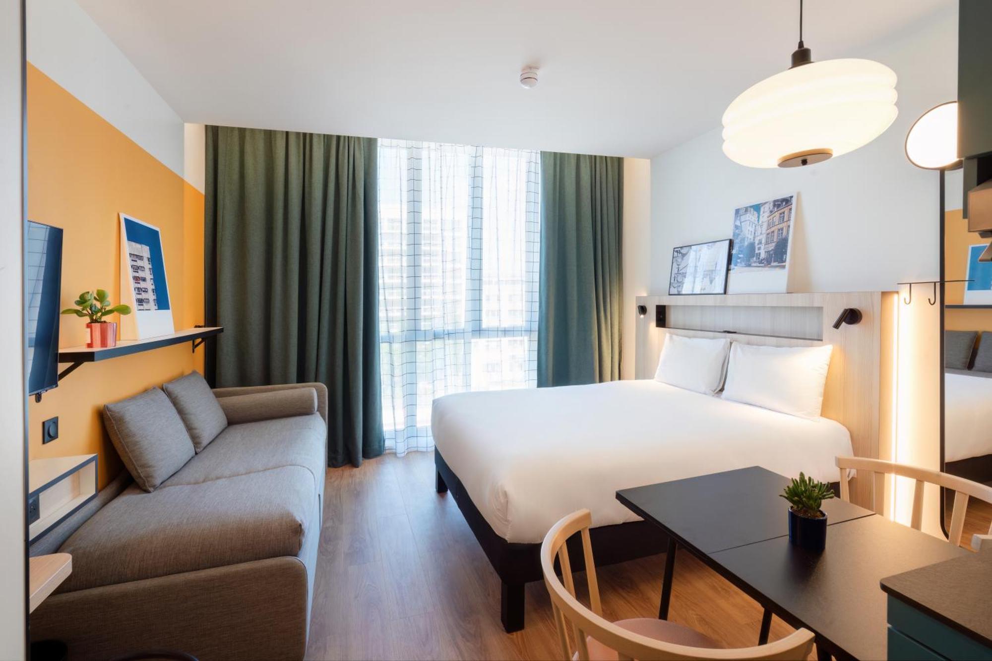 Aparthotel Adagio Access Rouen Centre Cathedrale Exterior photo